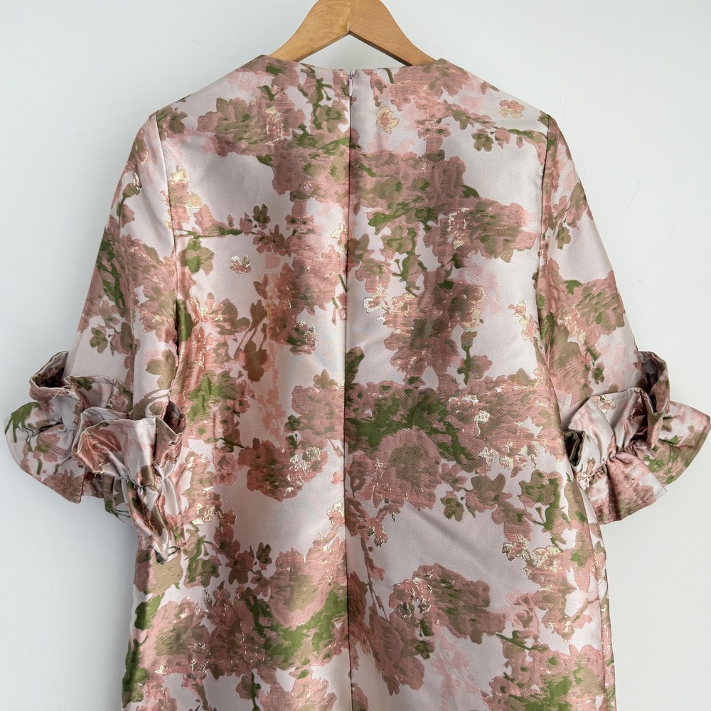 Abbey Glass Dress Medium Pink Bronwyn Floral Jacquard Ruffle Bell Sleeve Shift - Picture 3 of 9